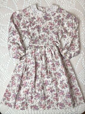 Vintage 90s Laura Ashley Girls 5-6 Years Muted Floral Collared Long Sleeve Dress